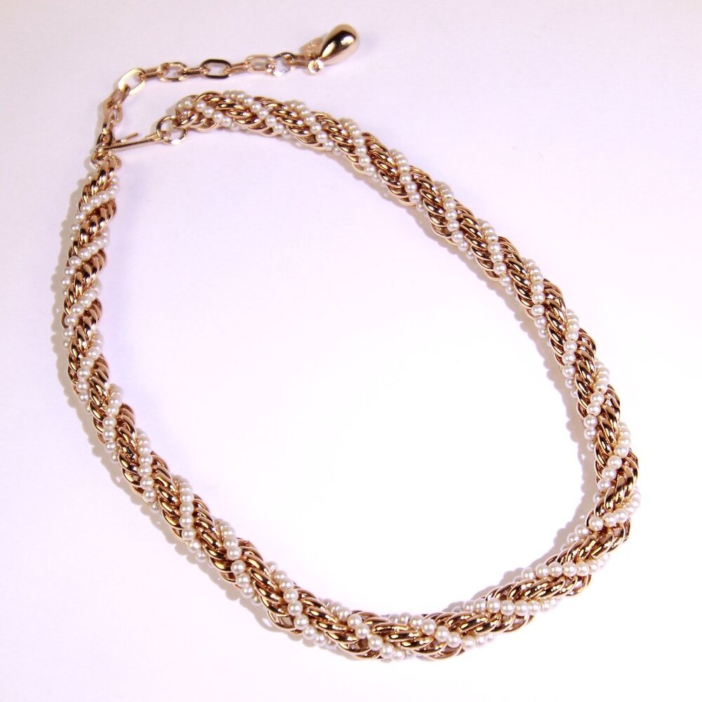 Vintage Sarah Coventry Gold Tone Seed Bead Collar Necklace. Circa 1950s